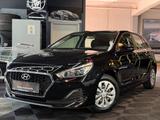 Hyundai i30 Pure - Hyundai i30 Pure mit Benzin-Antrieb