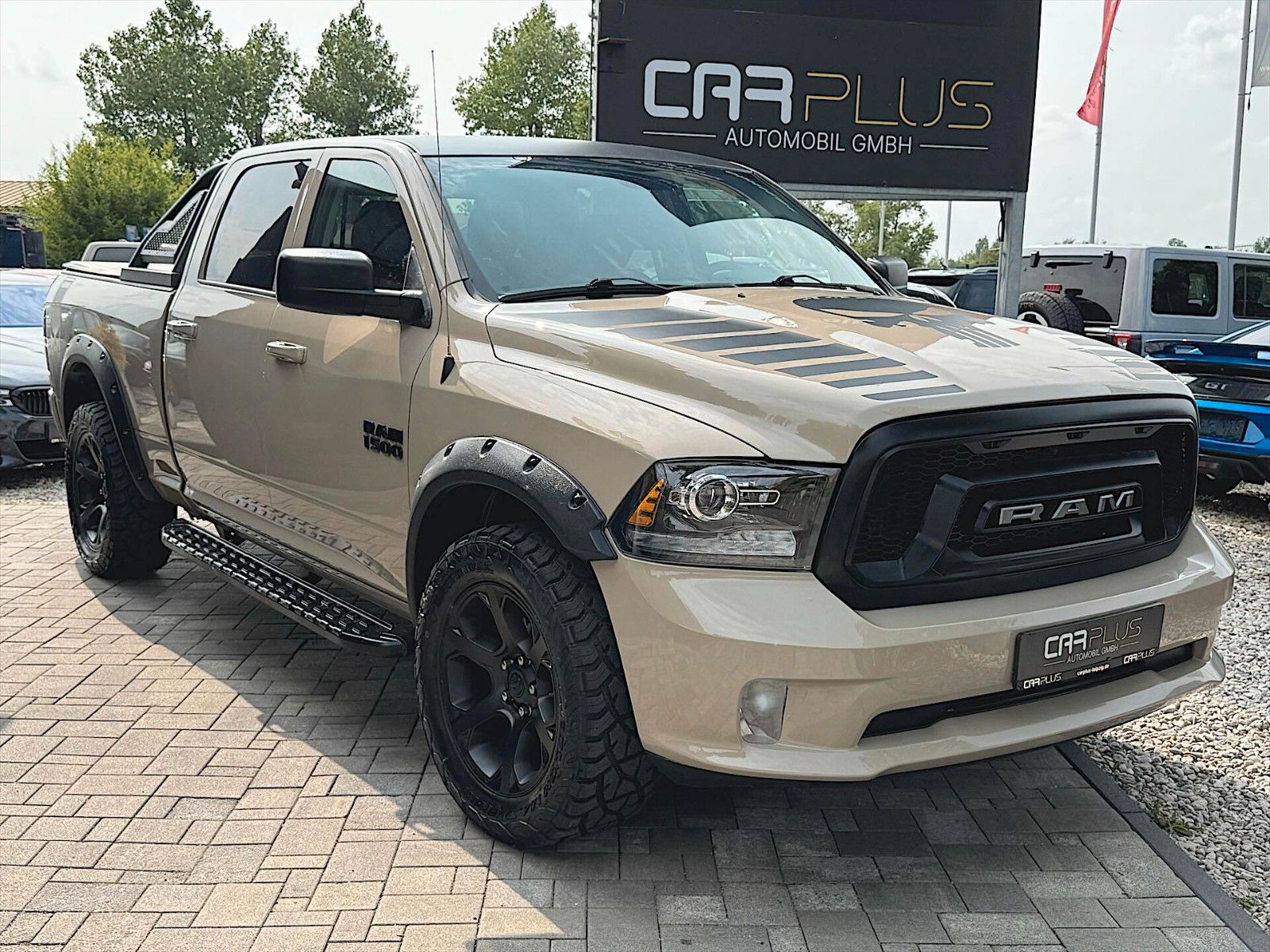 Fahrzeugabbildung Dodge RAM 5.7 V8 HEMI Night PUNISHER 4x4 LONGBED 19%