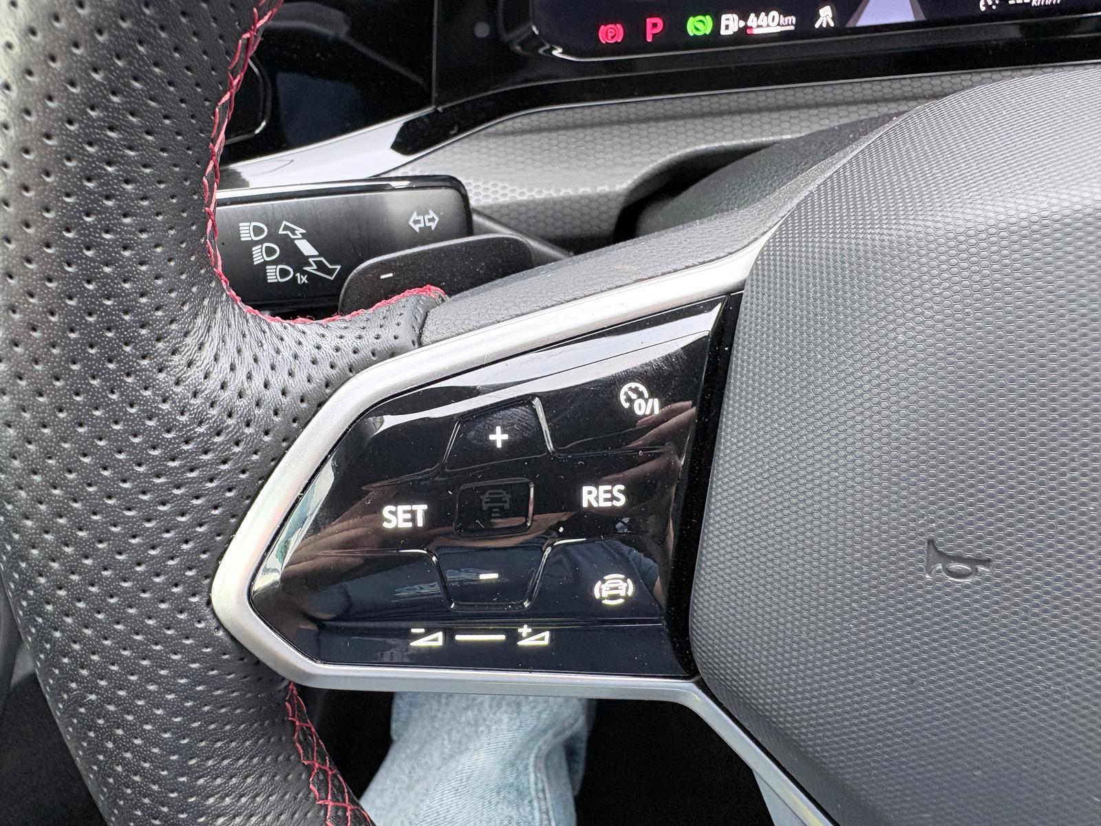 Volkswagen Golf VIII GTI LED, Pano, миниатюра 13