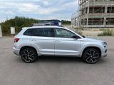 Skoda Karoq 1.5l TSI DSG SPORTLINE AHK NAV DIGI PANO - Skoda Karoq von privat