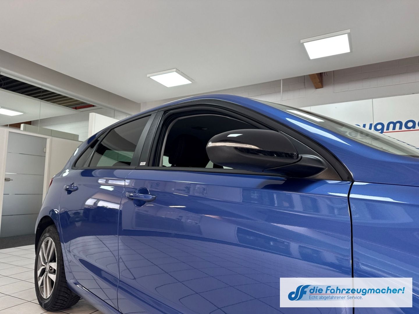 Fahrzeugabbildung Hyundai i30 YES! Navi Apple CarPlay Android Auto Mehrzon