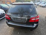 Mercedes-Benz E 350 CDI T BlueEFFICIENCY ELEGANCE - Mercedes-Benz E 350 aus 2010