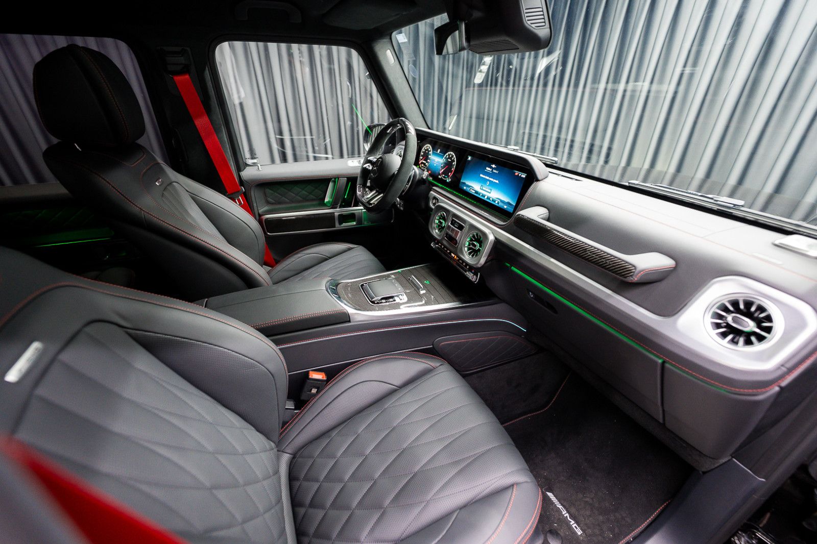 Fahrzeugabbildung Mercedes-Benz G 63 AMG Performance*Superior*A22*Carbon*2025