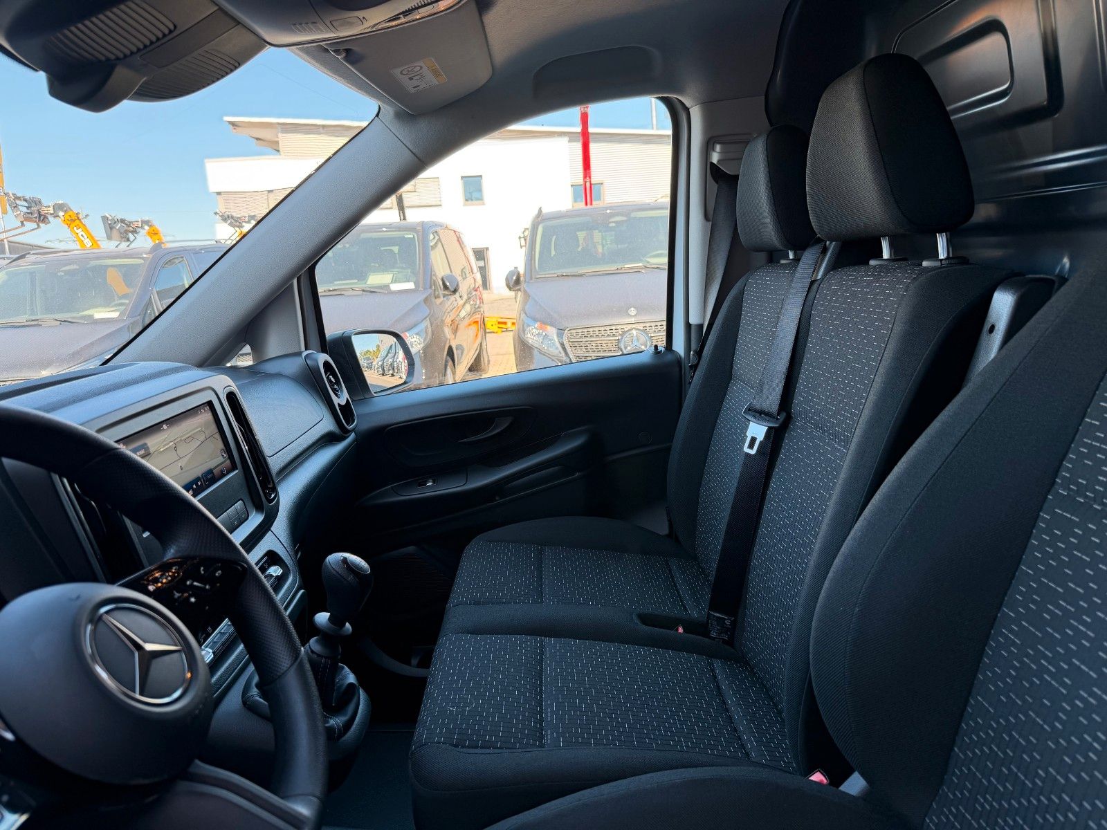Fahrzeugabbildung Mercedes-Benz Vito 116 CDI Klima Kamera AHK Navi