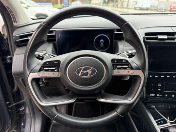 Hyundai TUCSON - 11