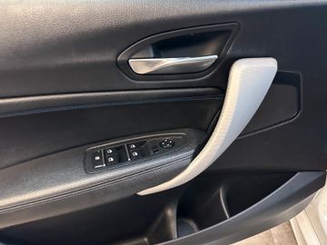 MYAUTOCENTER – Gebraucht- und Jahreswagen mit Werkstattservice in Pfaffenhofen BMW 118 *M-PAKET*SHADOW*LED*VOLLLEDER*TEMPO*KLIMA*