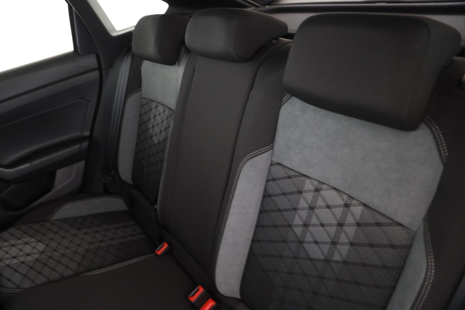 Volkswagen Taigo 1.0 TSI DSG R-Line BLACK STYLE AHK, миниатюра 13