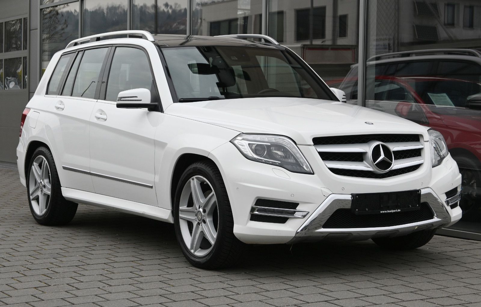 Fahrzeugabbildung Mercedes-Benz GLK 220 CDI 4MATIC 7G-Tr. AMG °AHK°PANO°KAMERA°