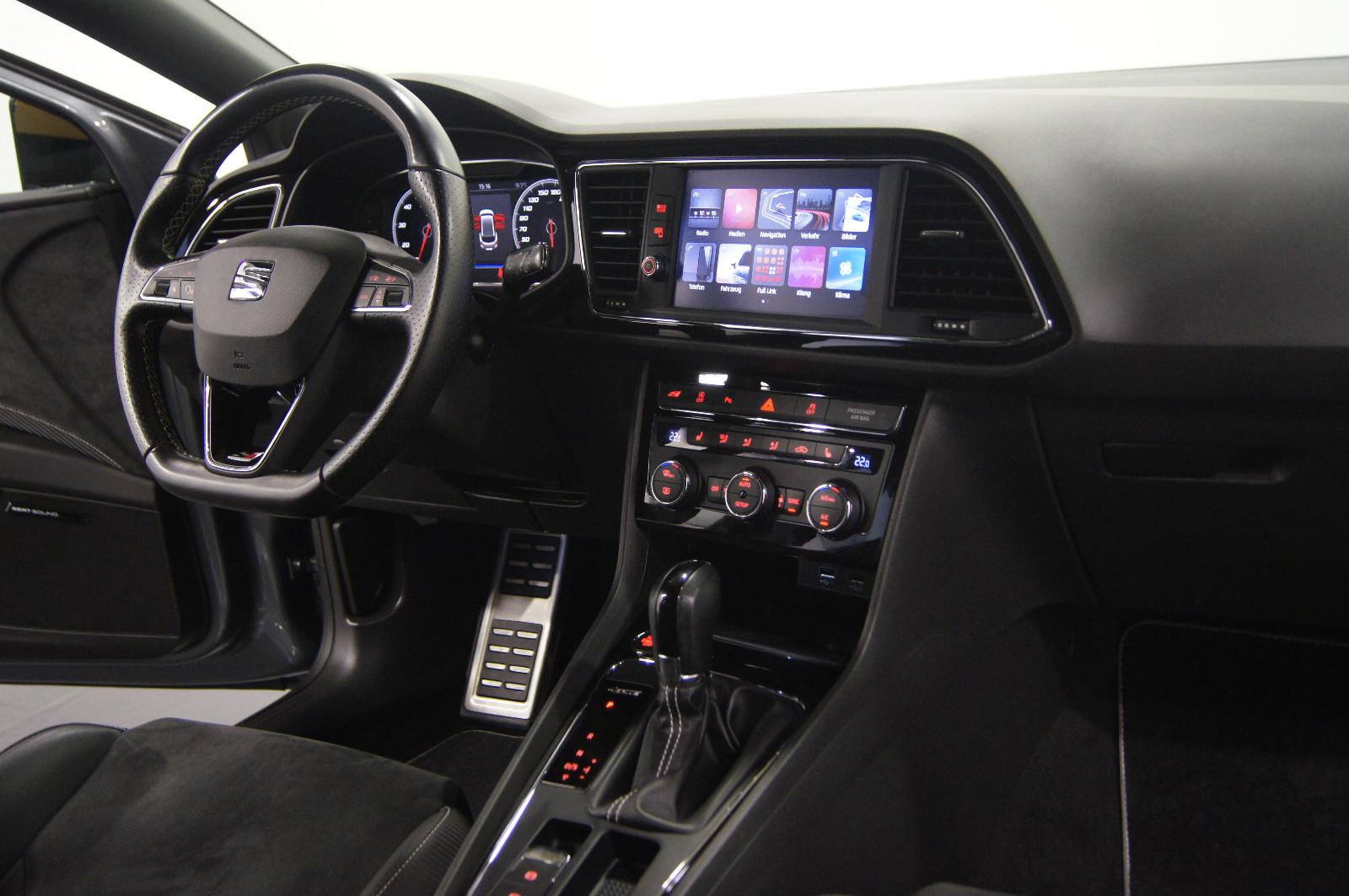 Seat Leon ST Cupra 300 ch 4Drive • DSG • Cuir • Virtual Cockpit • Caméra - Apple CarPlay • DCC
