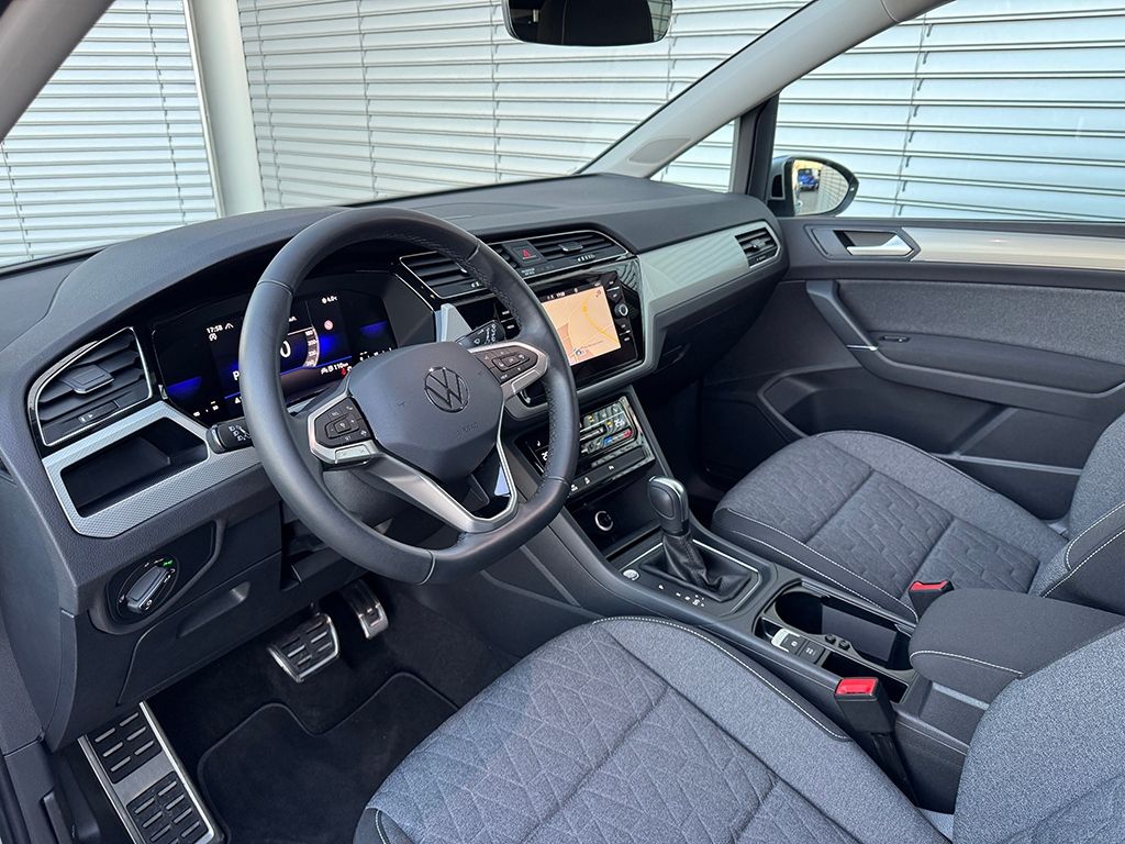 Touran 2.0 TDI "MOVE" *MATRIX*NAVI*KEYLESS*