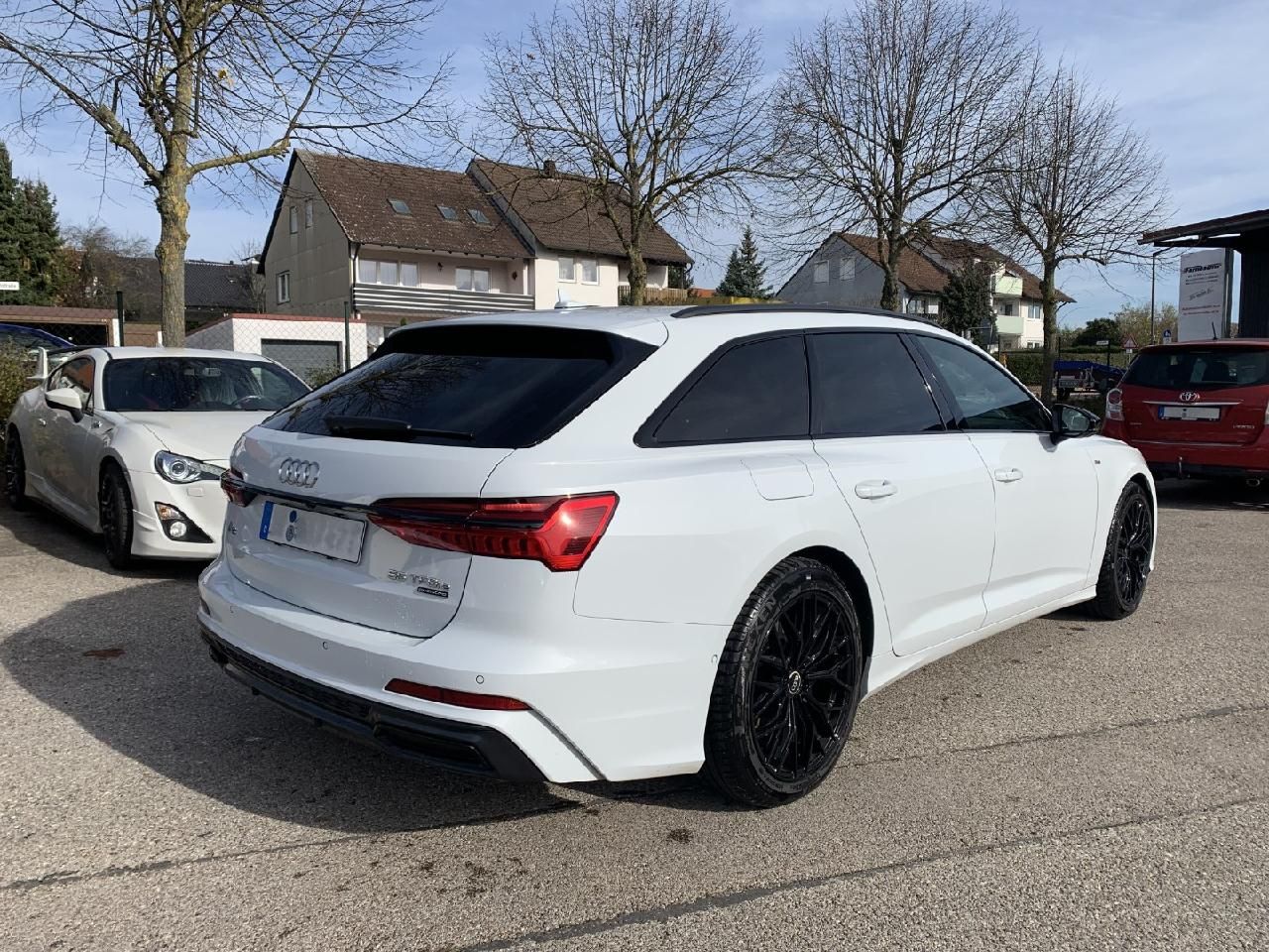 Fahrzeugabbildung Audi A6 Avant 55 TFSI e quattro sport +Business-Paket