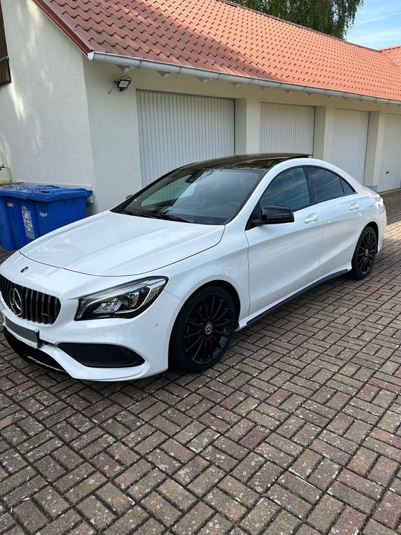 Mercedes-Benz CLA 200