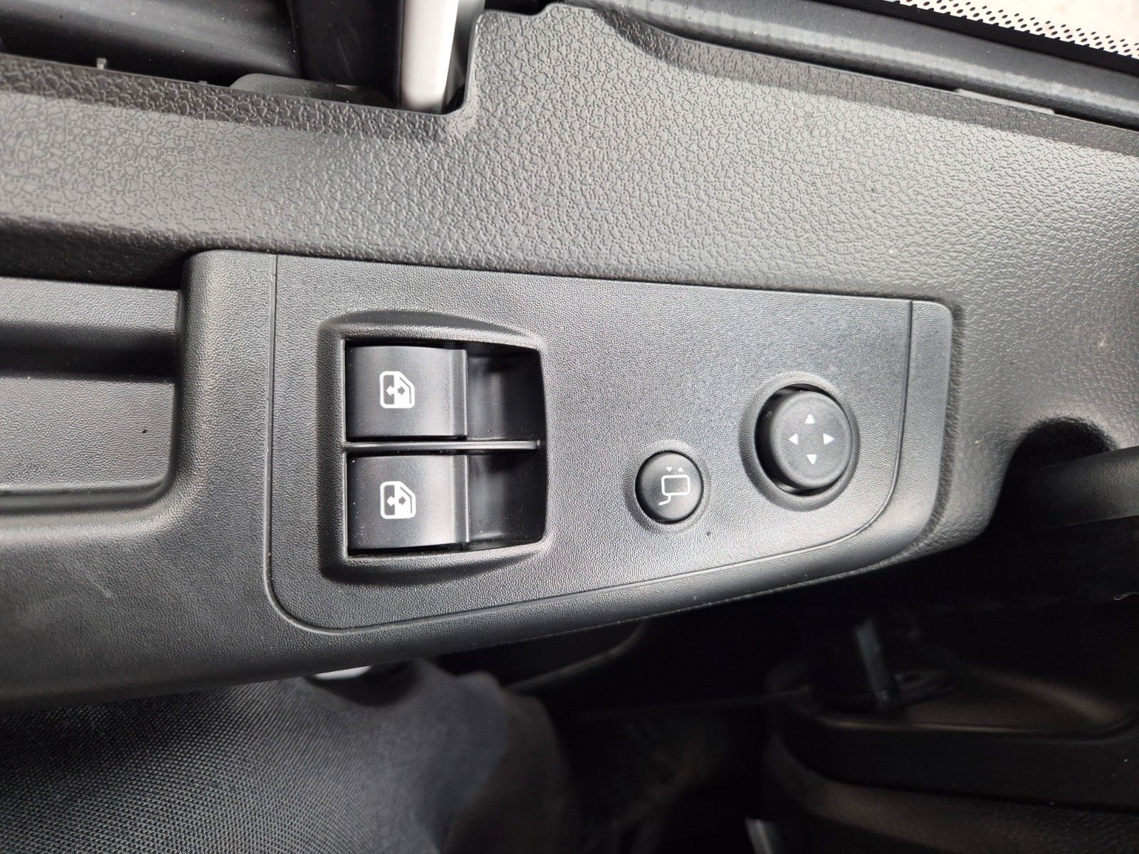 Fahrzeugabbildung Iveco Eurocargo ML160E28/FP Böse Schwenkwand LBW 2xAHK