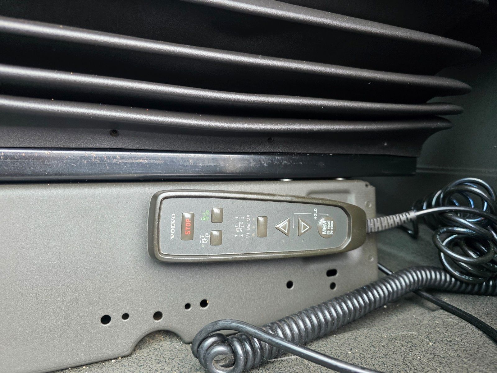 Fahrzeugabbildung Volvo FH 500 MKG HLK 531 HP a7 Funk NLA gelenkt