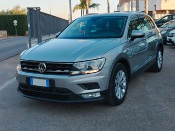 Volkswagen Tiguan - 11