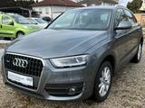 Audi Q3 2.0 TDI QUATRROAUT S-TRONIC PANO SZH PDC V+H - Audi Q3 Kombi Gebrauchtwagen