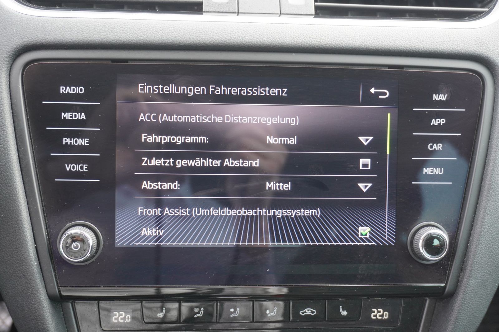 Skoda Octavia 1.5 TSI Clever DSG LED Navi ACC PDC foto 20
