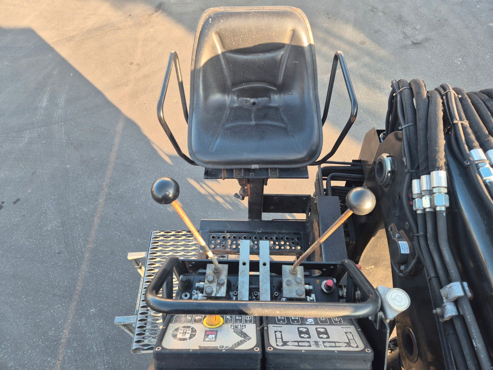 Fahrzeugabbildung MAN TGS 26.460 6x2 Baustoff / Hiab 177 K