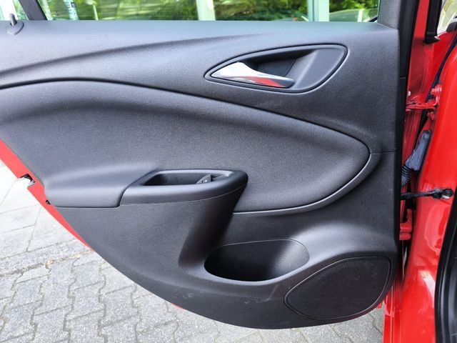 Fahrzeugabbildung Opel Astra Innov LEDER+NAVI+LED+SHZ+KAM+STDHZ+ACC+AHK
