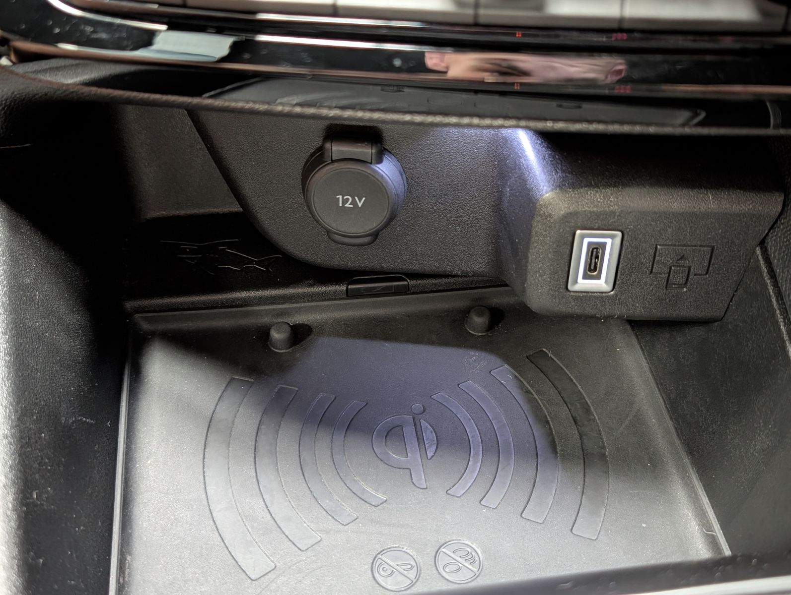 Fahrzeugabbildung Opel Mokka GS BLACK INTEL LUX TECH KAM SHZ BHL VIRTUA