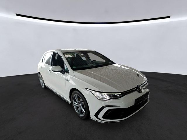 Golf VIII R-Line 1.5 eTSI DSG*ACC*AMBIENTE*