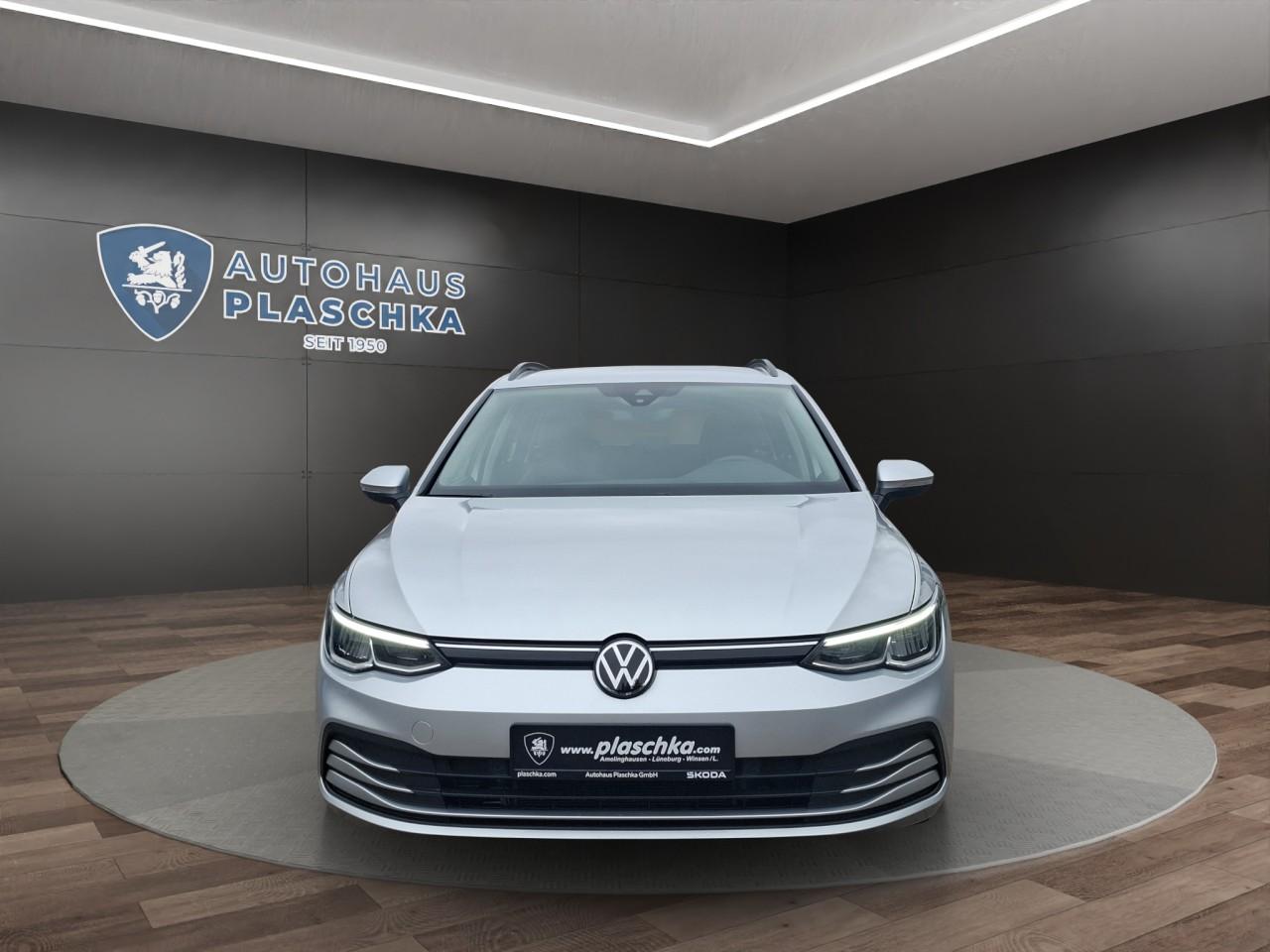 Volkswagen Golf VIII Var. 2.0 TDI Life ACC+APP+NAVI+LED+PDC