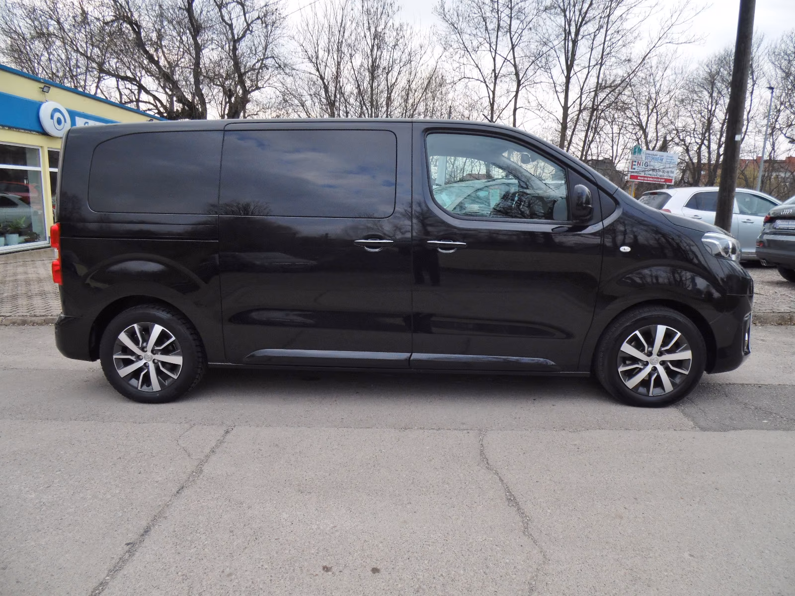 Toyota Proace Verso L2 Executive/STHZ+SHZ/AHK/Leder/Nav
