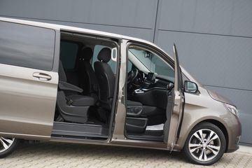 Mercedes V 250 - 8