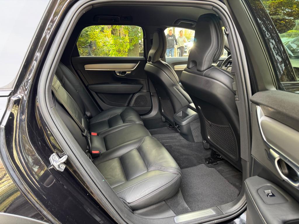 Volvo V90 Cross Country