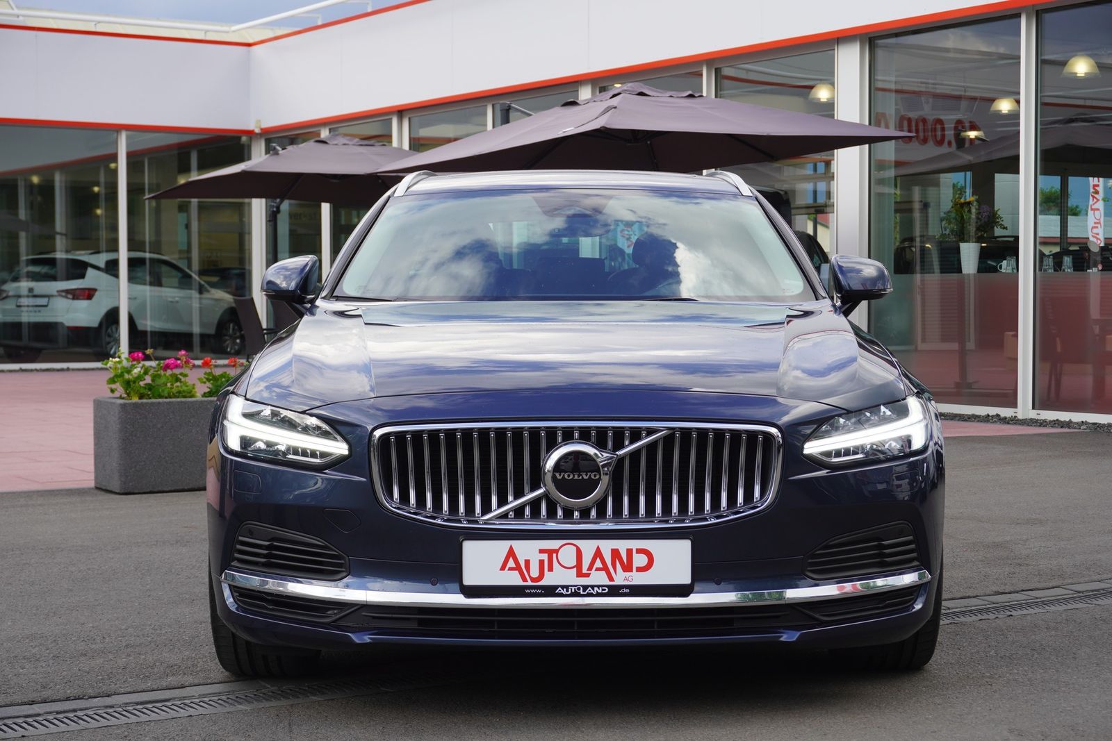 Volvo V90 2.0 Plug-in-Hybrid Inscription AWD Totwinkel imagem 2