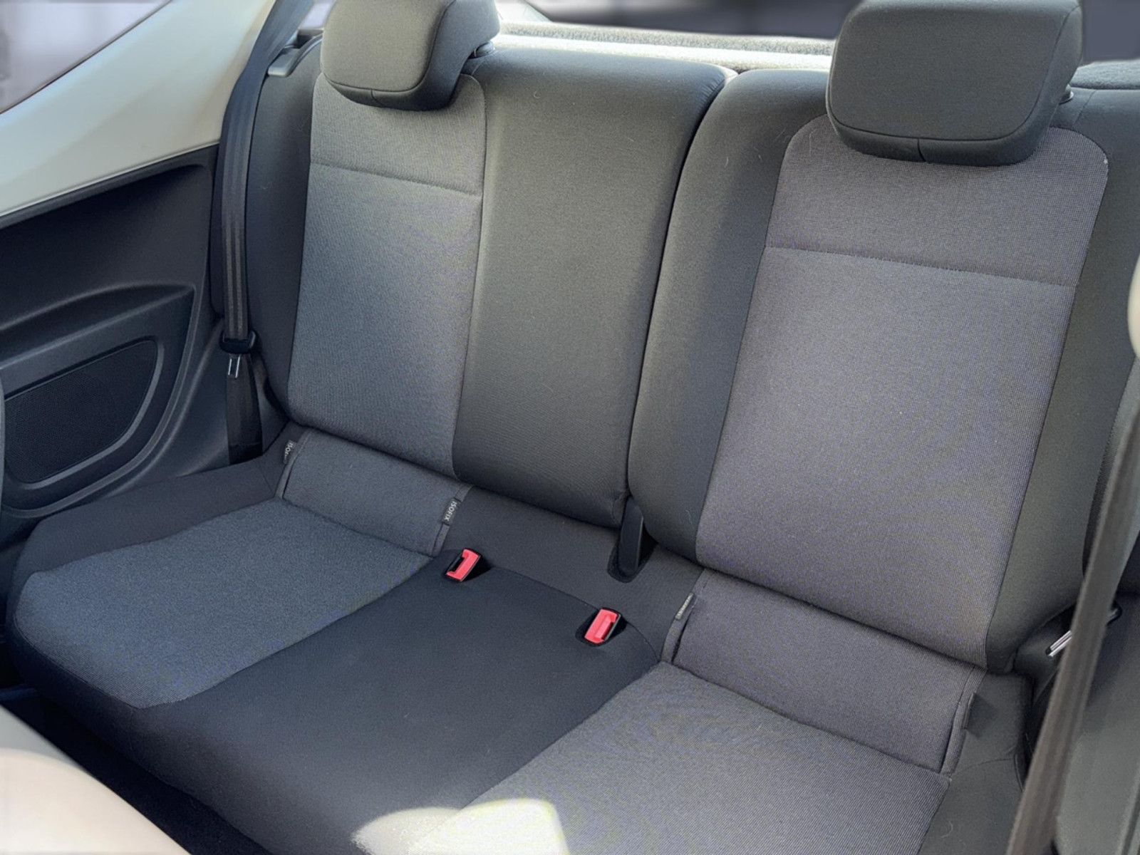Fahrzeugabbildung Volkswagen up! move up!/ unfallfrei