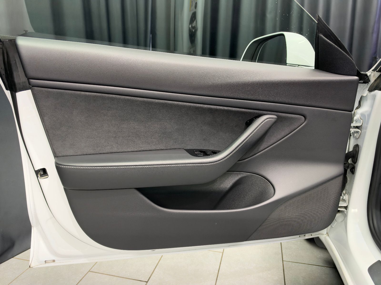 Fahrzeugabbildung Tesla Model 3 Long Range Dual AWD |PANO|PREMIUM-SOUND