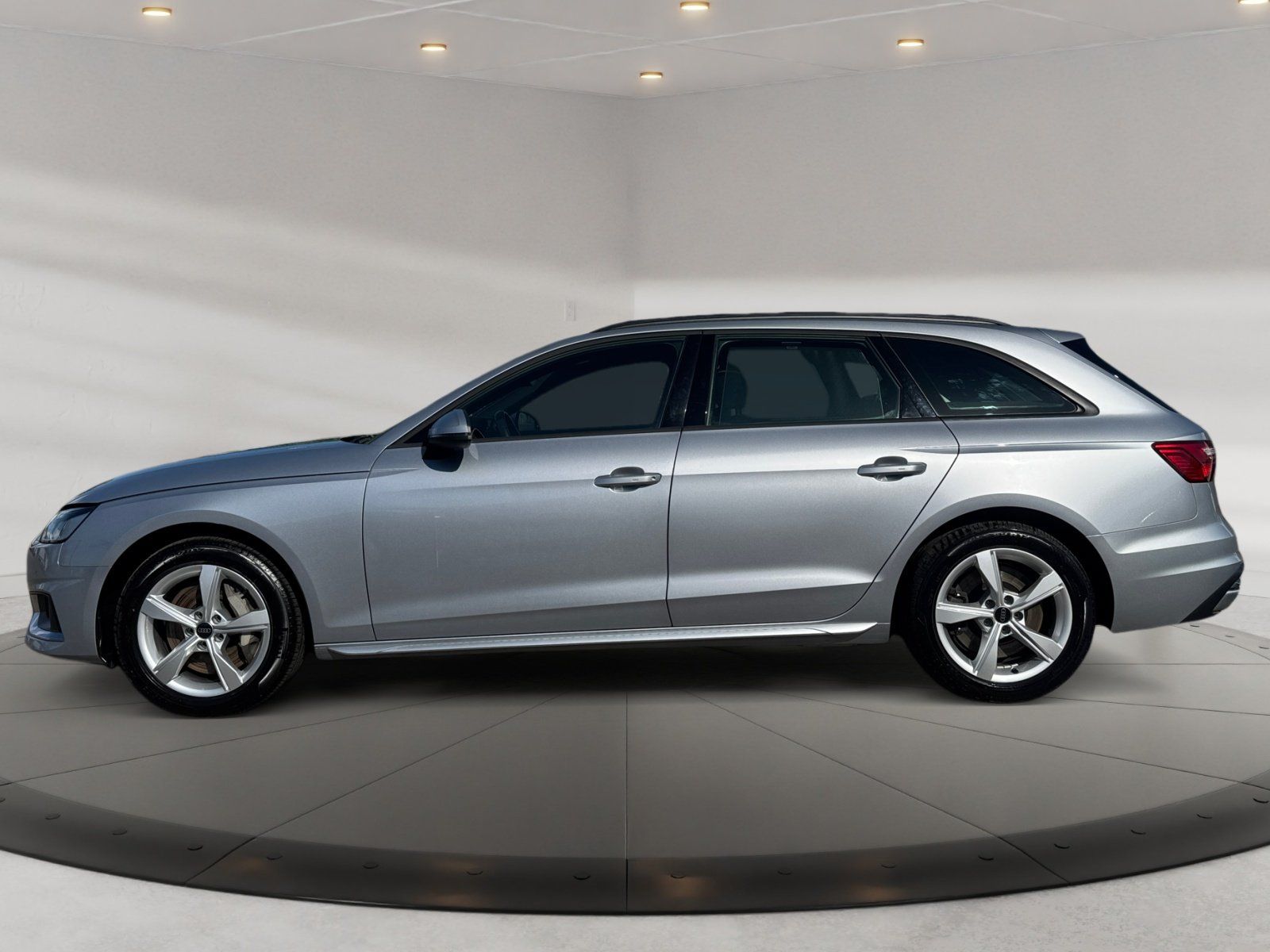 Audi A4 Avant Advanced 50 TDI quattro tiptronic PDC imagem 3