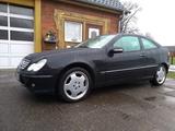 Mercedes-Benz Mercedes C220 CDI Sportcoupe - Mercedes-Benz C 220: Cdi Sportcoupe