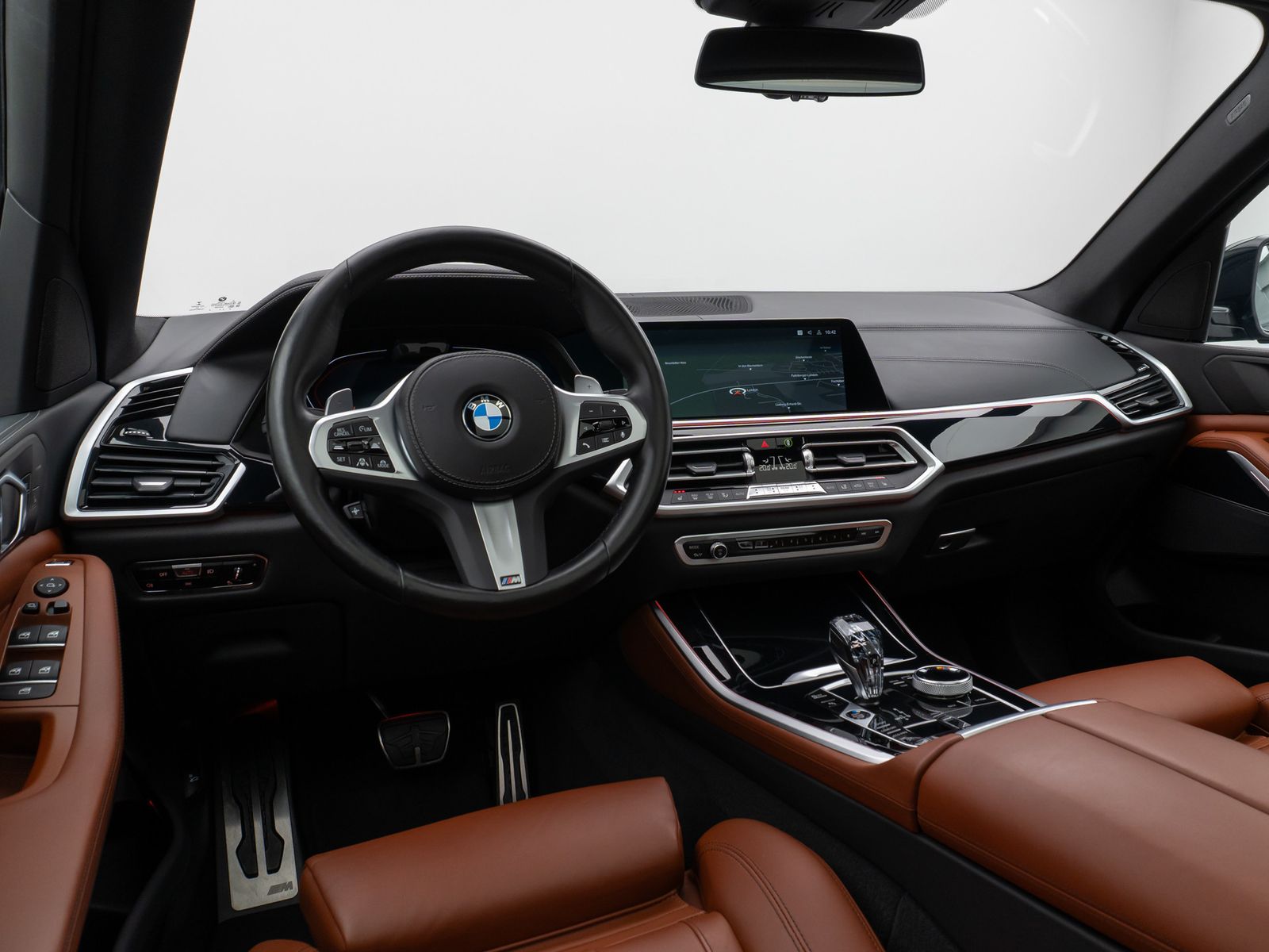 Fahrzeugabbildung BMW X5 xD30d M Sport Panorama Kamera Laser HUD HiFi