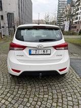 Hyundai PDC*SHZ*AHK*USB/AUX - Hyundai ix20 in Frankfurt (Main)
