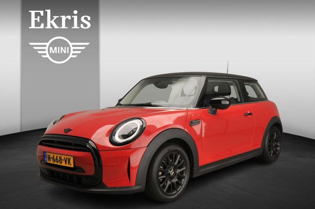 MINI Cooper 3-deurs Classic | navi | Tempomat | LED |