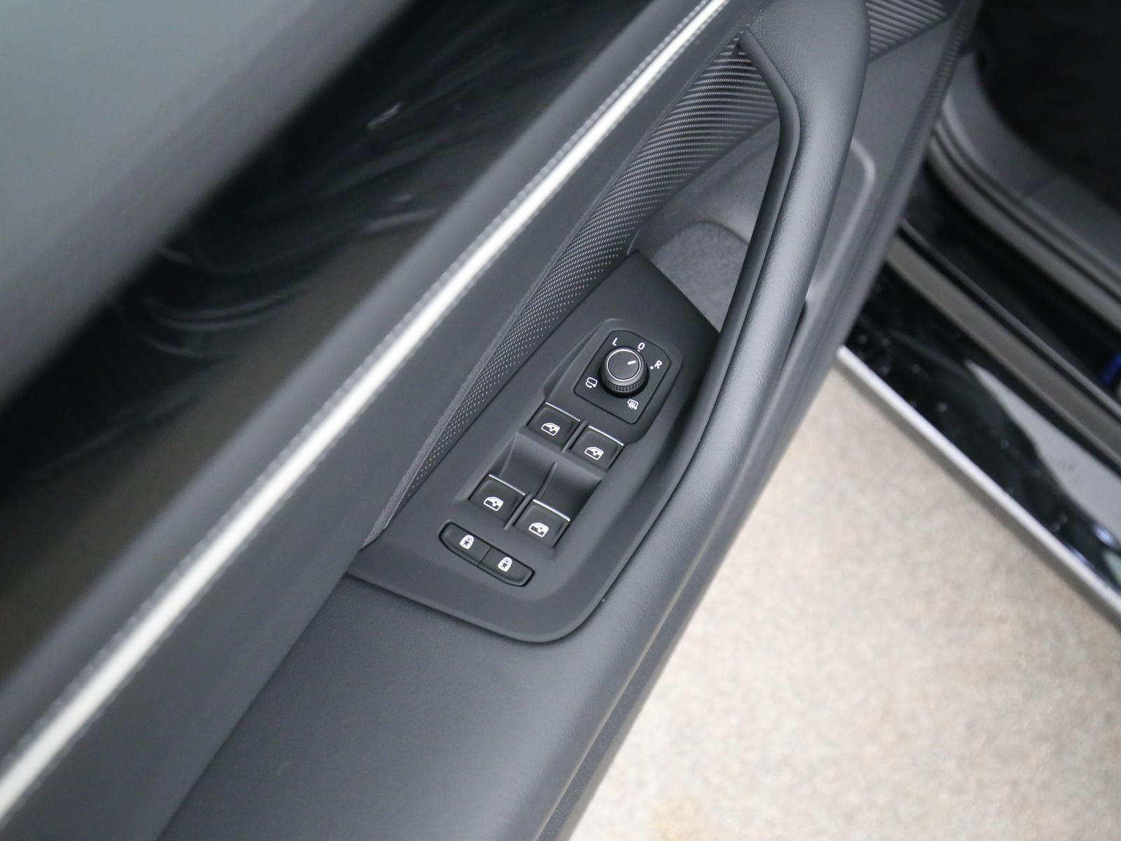 Volkswagen Passat 1,5 l eTSI DSG Business LED Navi, миниатюра 26