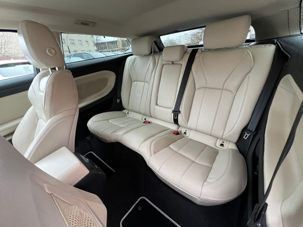 Land Rover Range Rover Evoque 2.0 TD4 132 kW HSE*Leder*Navi