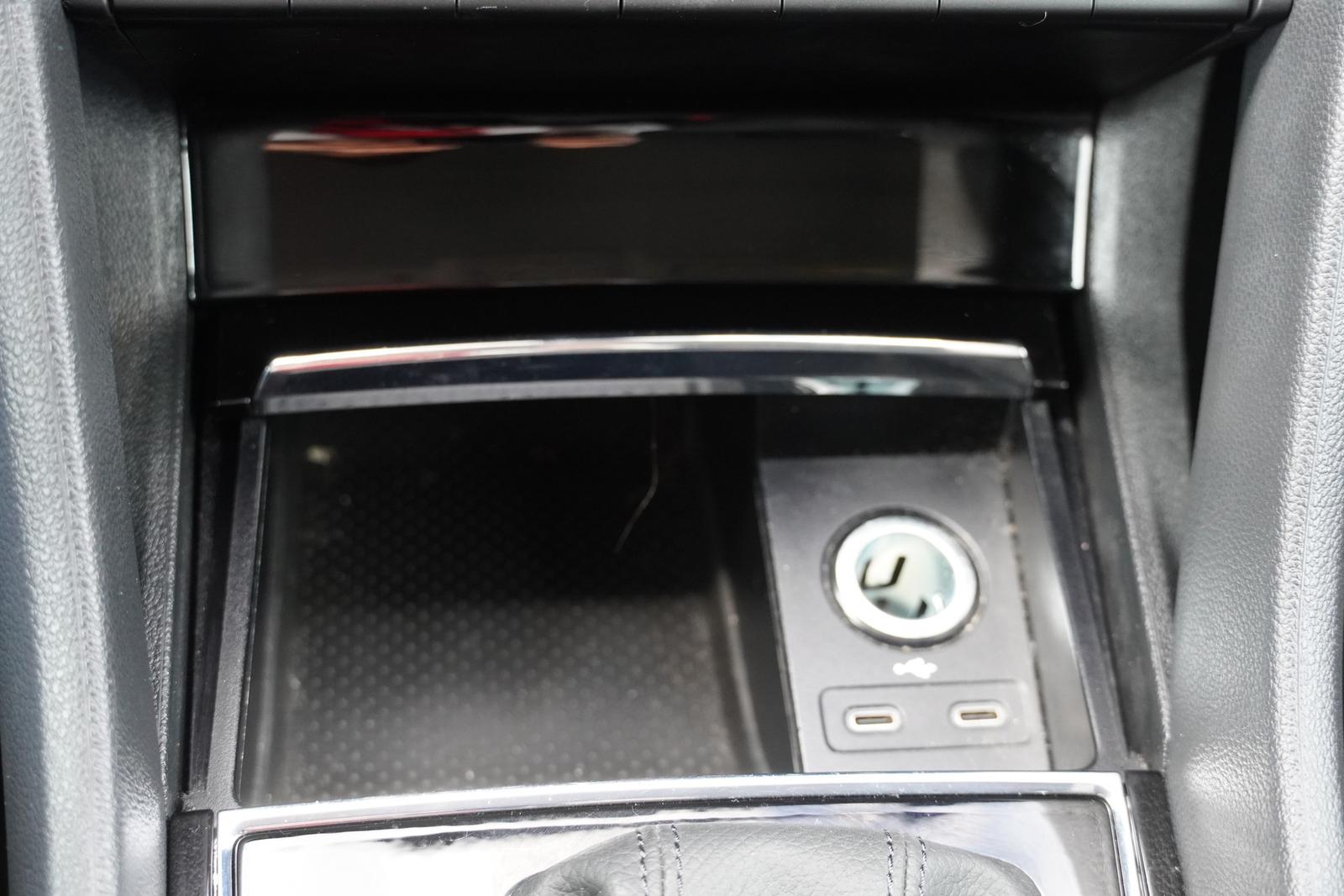 Skoda Karoq 1.5 16V TSI DSG Style ACC Navi Tempomat, миниатюра 25