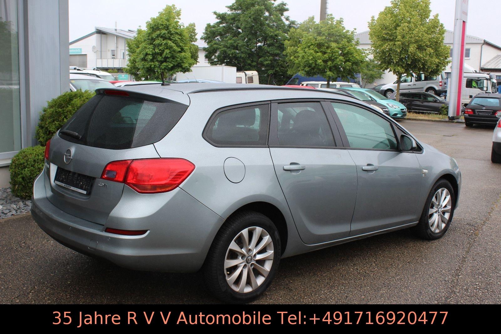 Opel Astra 2012 — photo 6