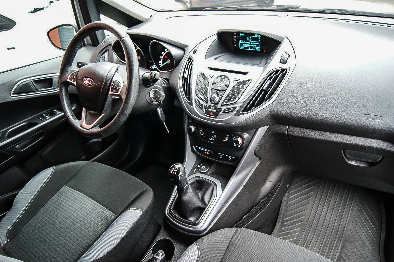 Fahrzeugabbildung Ford B-Max 1.0 SYNC Edition 1.HAND AHK PDC TEMPOMAT