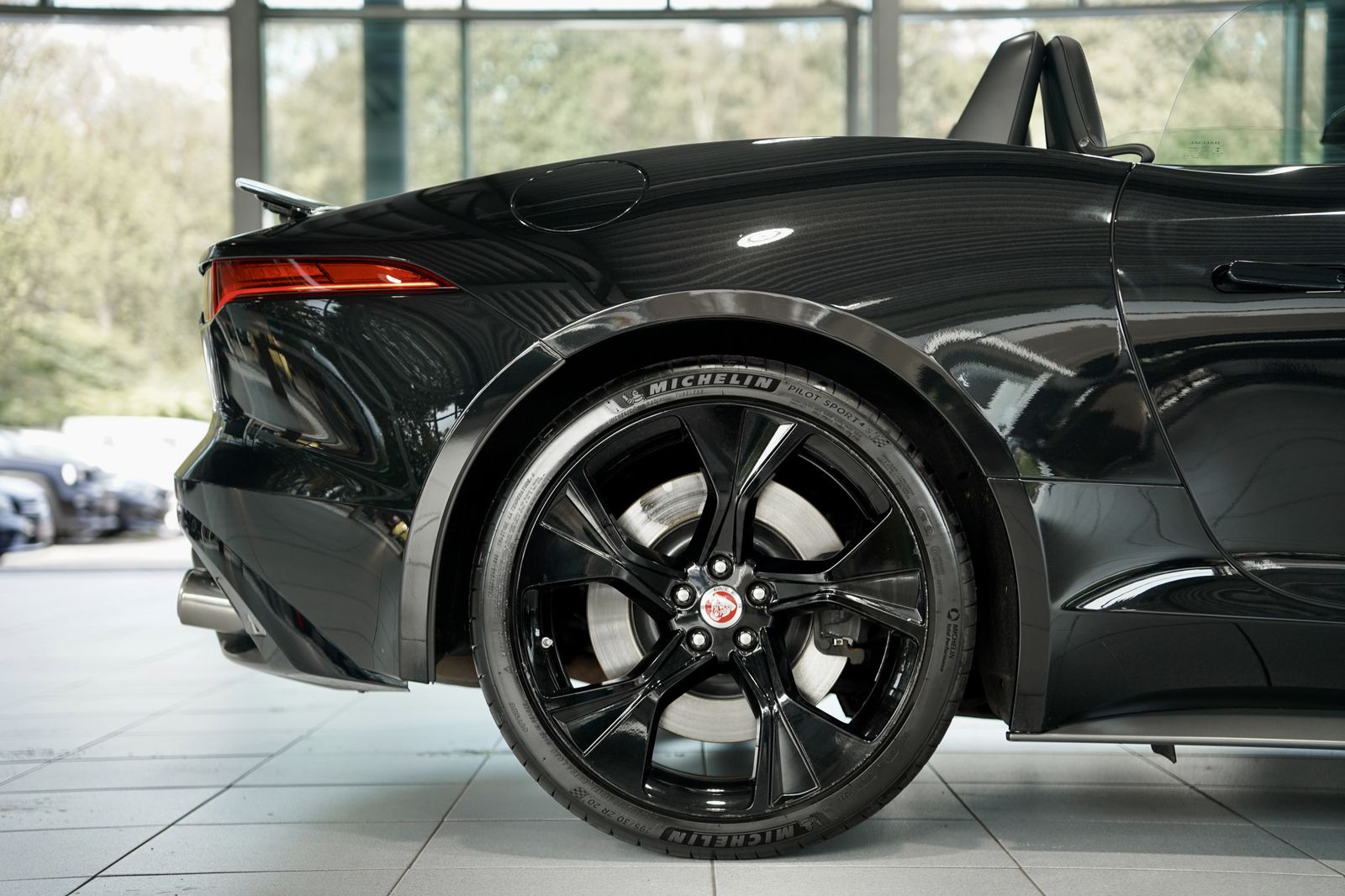 Jaguar F Type