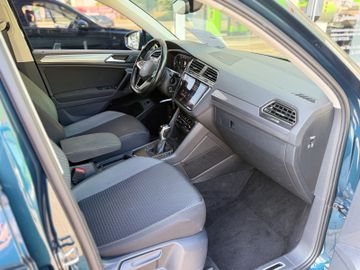 Volkswagen Tiguan - 10