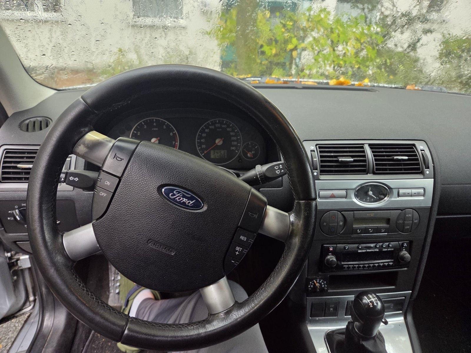 Ford Mondeo 2005 — photo 13