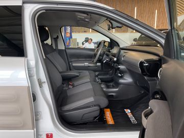 Citroën C4 Cactus W-OneTone *NAVI*SZHZ*AHK*TEMPOMAT*PDC*