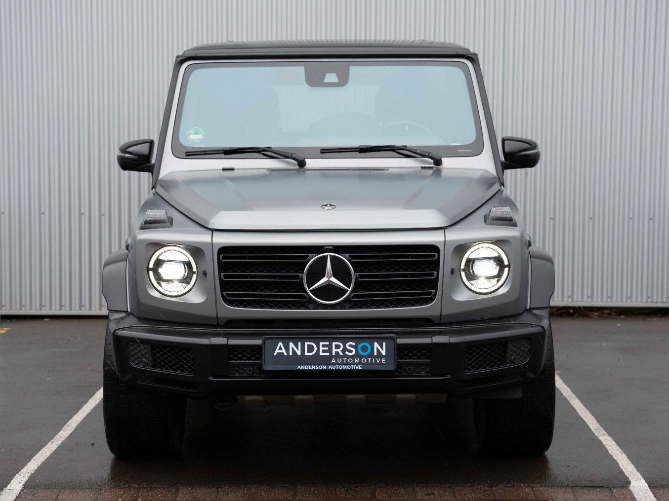 Fahrzeugabbildung Mercedes-Benz G500 V8 AMG BURM MEMORY CARBON 20" PANO 360° G63