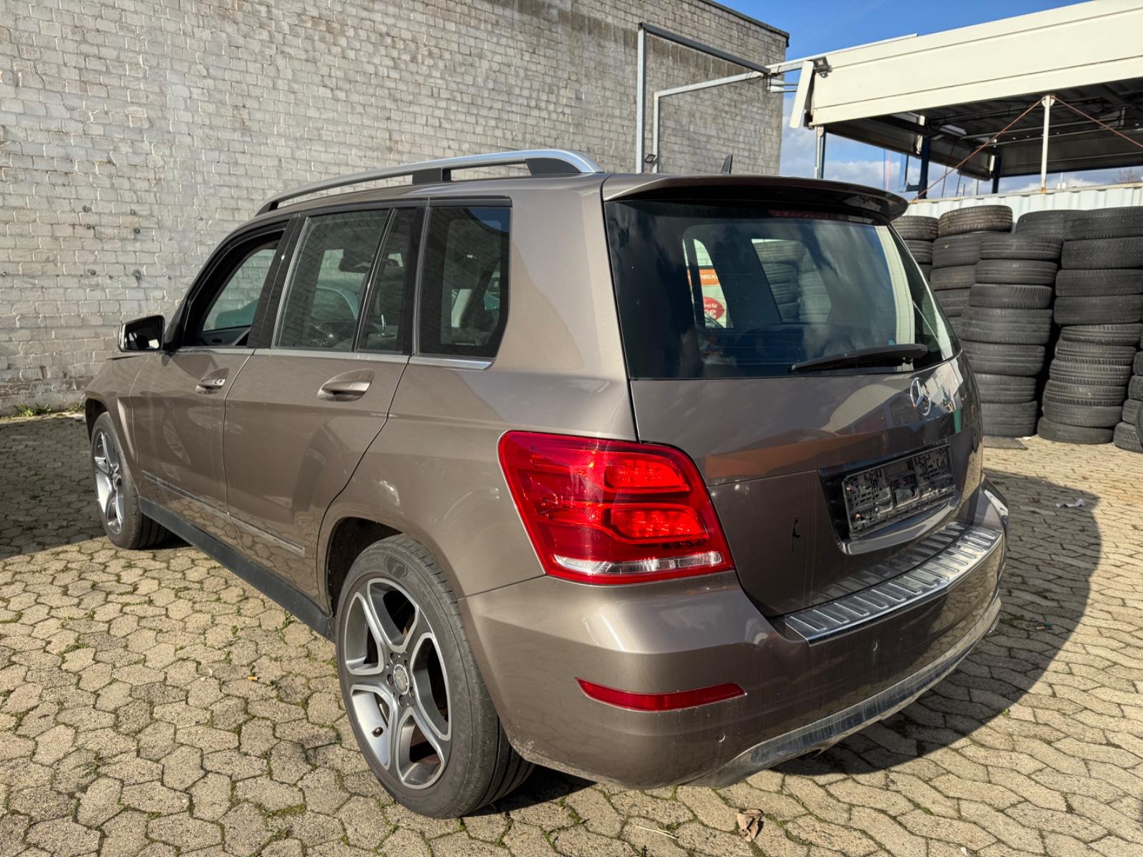Mercedes-Benz GLK220CDI*AUTOM.*KLIMA*PDC*NAVI*19 ZOLL