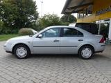 Ford Mondeo 1.8 81 kW Ambiente / Klima - gebrauchte Ford Mondeo aus dem Jahr 2001