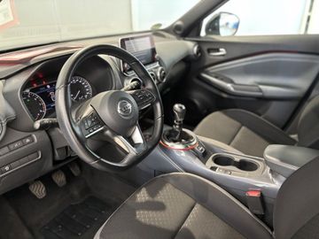 Fotografie des Nissan Juke N-Connecta DIG-T 117